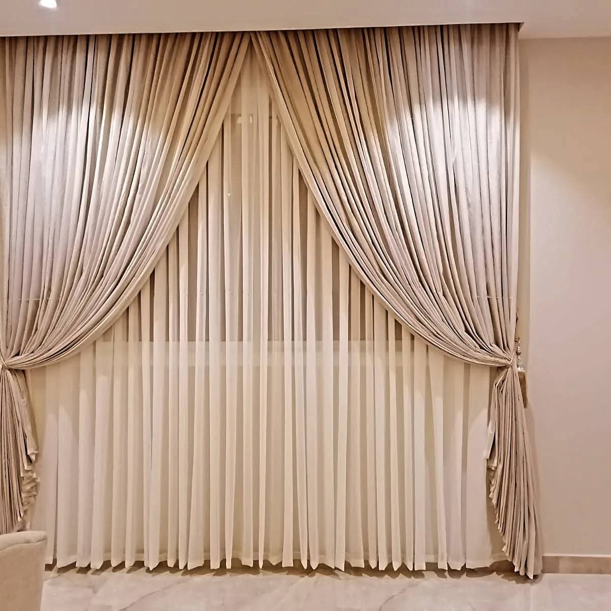 “ستائر امريکي”