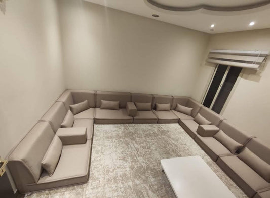 مجلس إسفنجي